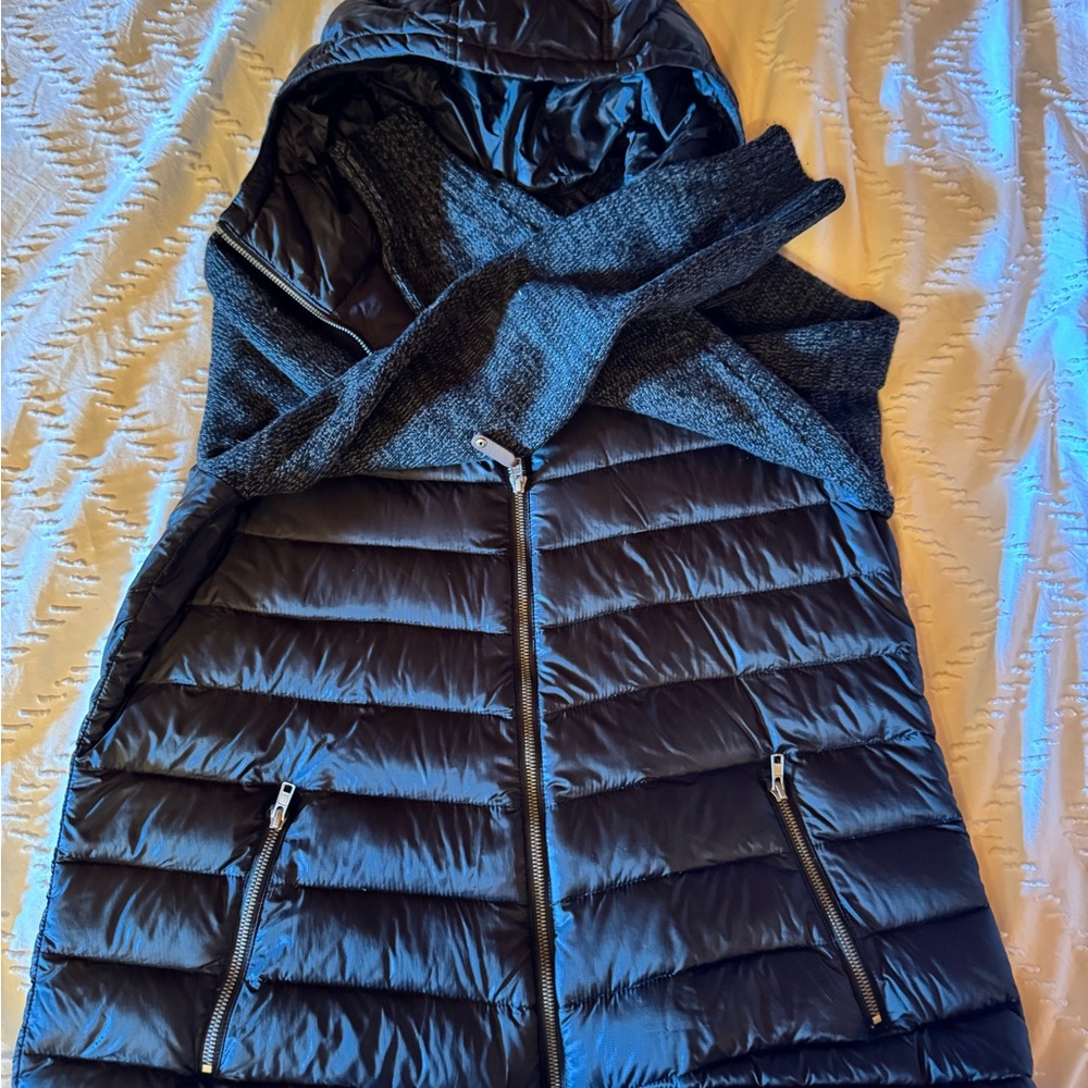 L.L. Bean Women's Black Puffer Jacket with Hood